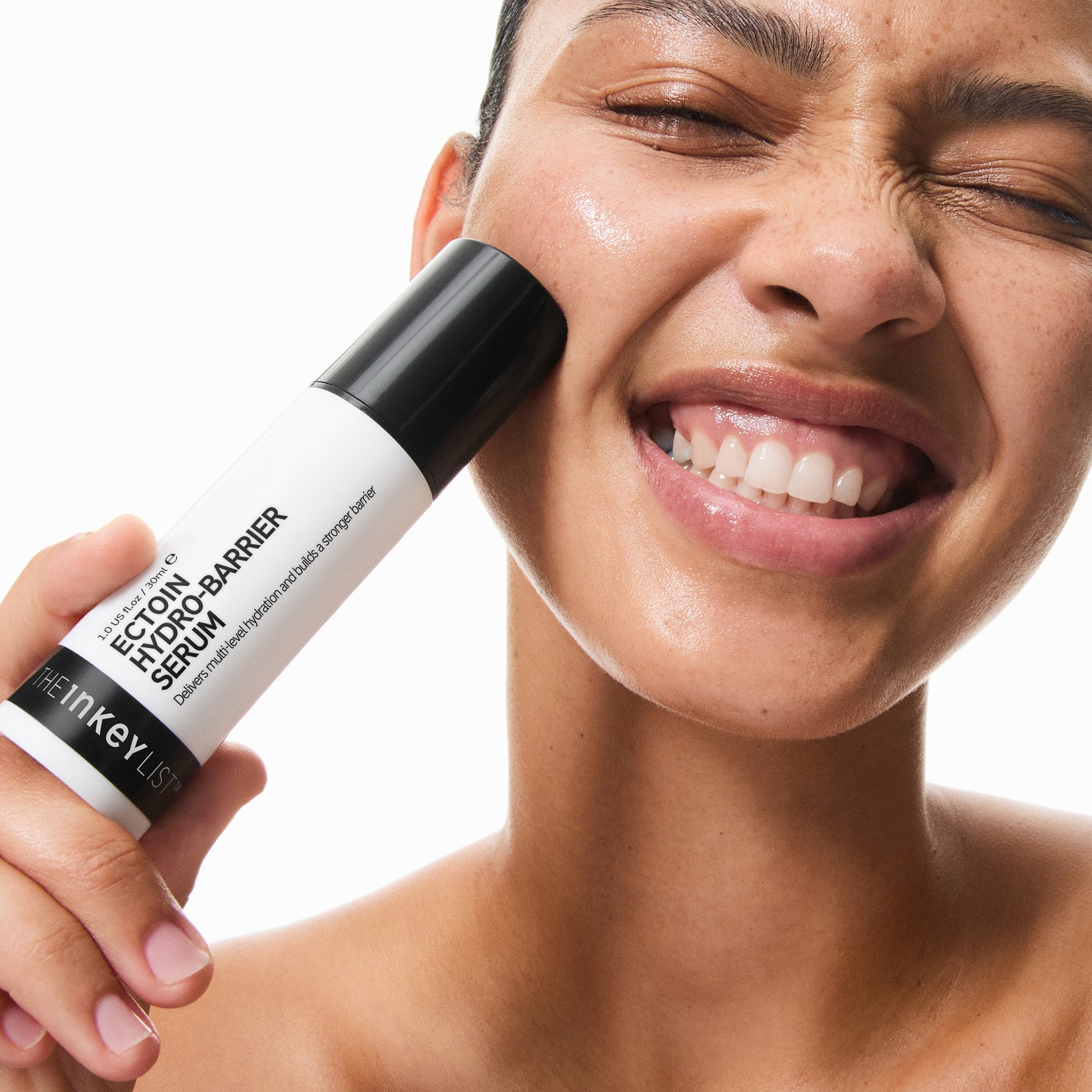 ectoin-hydro-barrier-serum-o5 Omega50_Model_2000x2000_51d34848-519c-4045-b288-30216504f8ba.jpg
